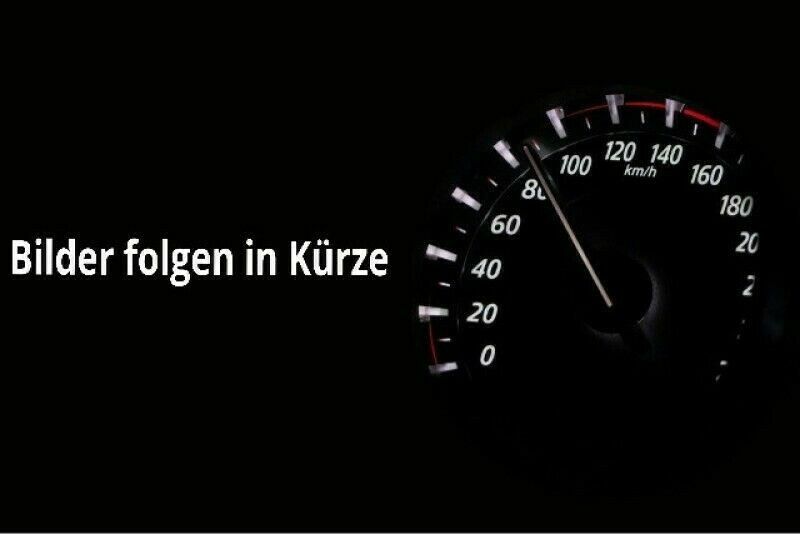 Renault Clio 23.671 km 12.890 &euro; Mönchengladbach 41068