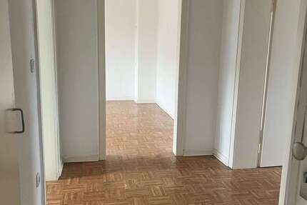 Wohnung Duisburg Duisburg-Mitte - 3 Zimmer, 69 m&sup2;, 479&euro; | Angebot:26896350