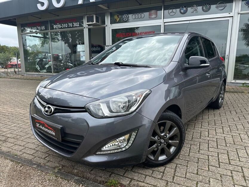 i20