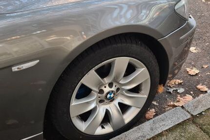 BMW 750 275.000 km 4.900 &euro; Düsseldorf 40472