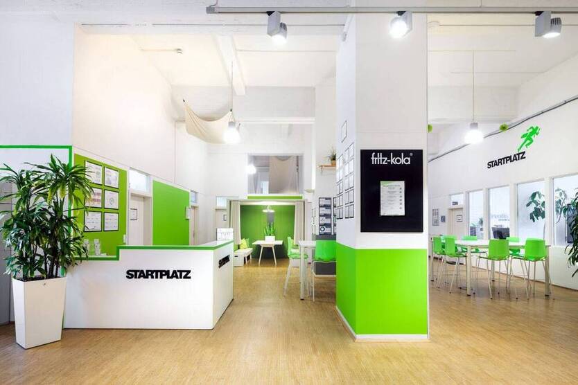 Schöne Büroräume direkt im Medienhafen im CoworkingSpace - All-in-Miete