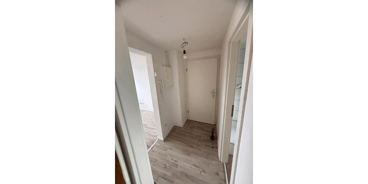 Dachgeschoßwohnung Krefeld Dießem - 2 Zimmer, 45 m&sup2;, 540&euro; | Angebot:25721915