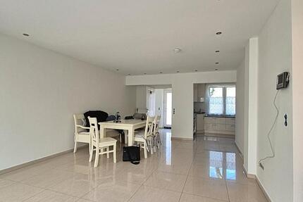 Reiheneckhaus in grüner Lage nähe Urdenbacher Kämpe 3 zimmer