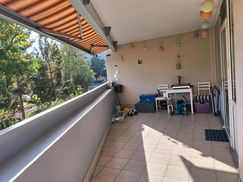 3 Zimmer Wohnung mit Balkon zimmer