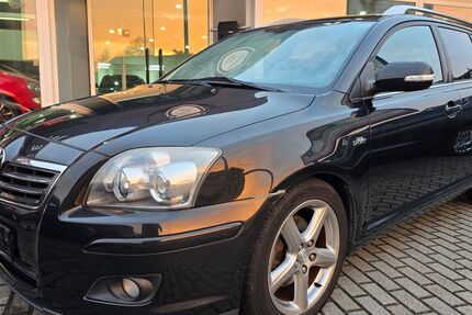 Toyota Avensis 188.540 km 2.000 &euro; Moers 47443