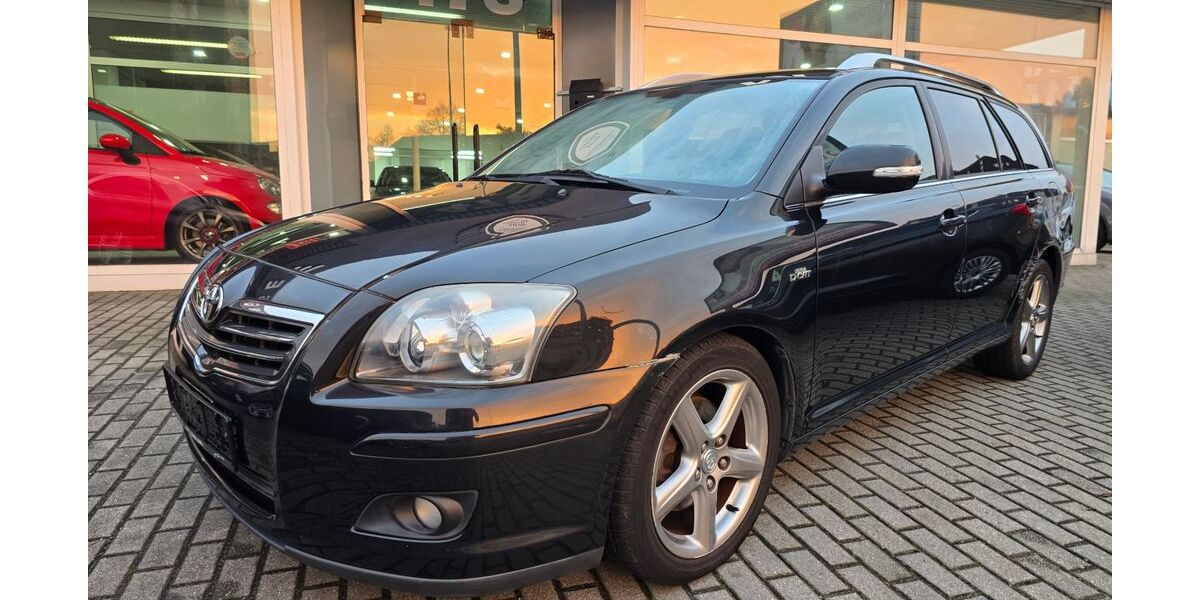 Toyota Avensis 188.540 km 2.000 &euro; Moers 47443
