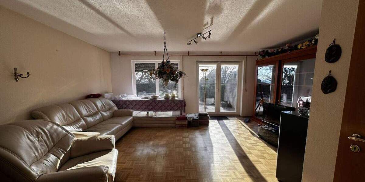 Stilvolles Familiendomizil in begehrter Feldrandlage mit Garage in Wuppertal 5 zimmer