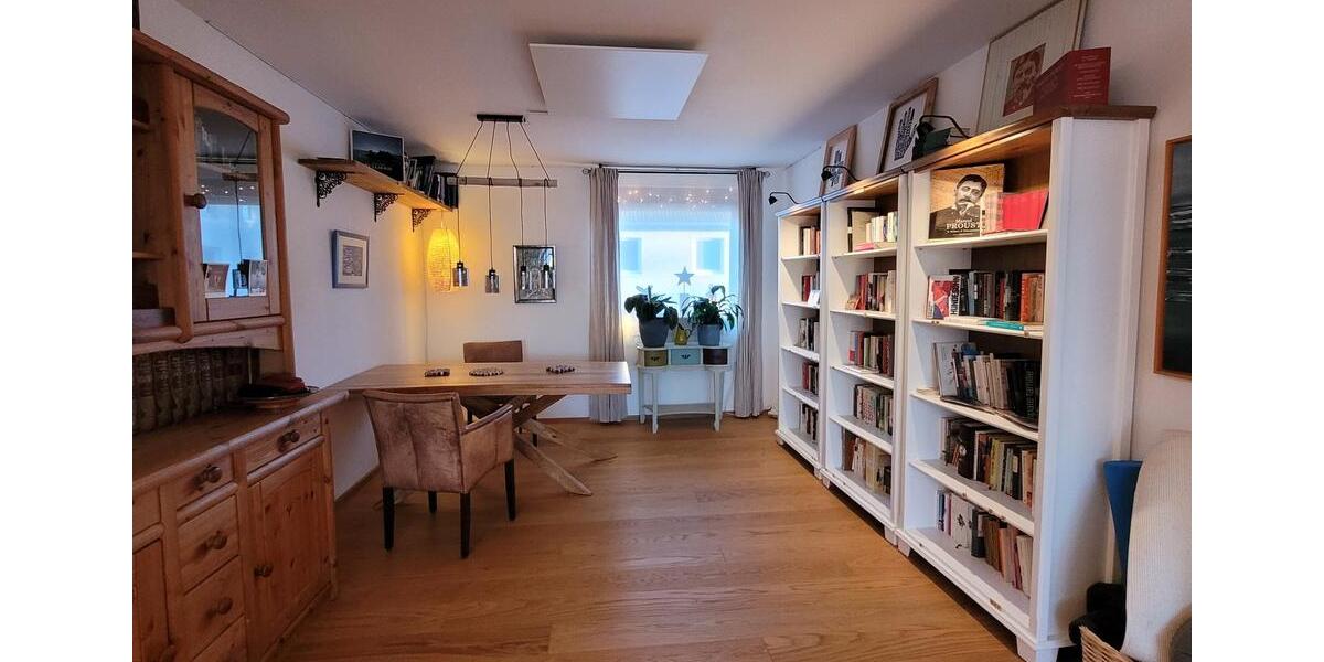 Haus mit großem Garten in Mülheim-Dümpten in Spielstraße 6 zimmer