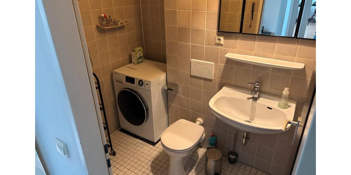 Etagenwohnung Düsseldorf Stadtbezirk 5 - 1 Zimmer, 71 m&sup2;, 940&euro; | Angebot:26362651
