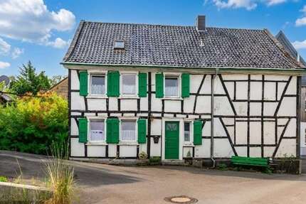 Haus Solingen / Höhscheid Höhscheid - 6 Zimmer, 136 m&sup2;, 198.000&euro; | Angebot:27109455