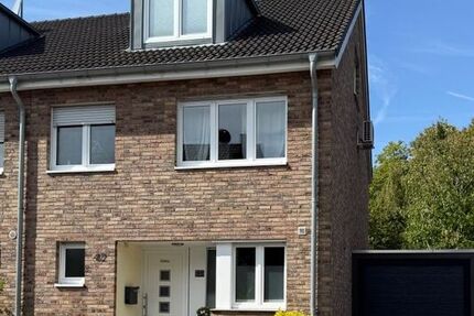 Provisionsfrei* Top gepflegtes und familienfreundliches Reiheneckhaus in Neuss - Grimlinghausen