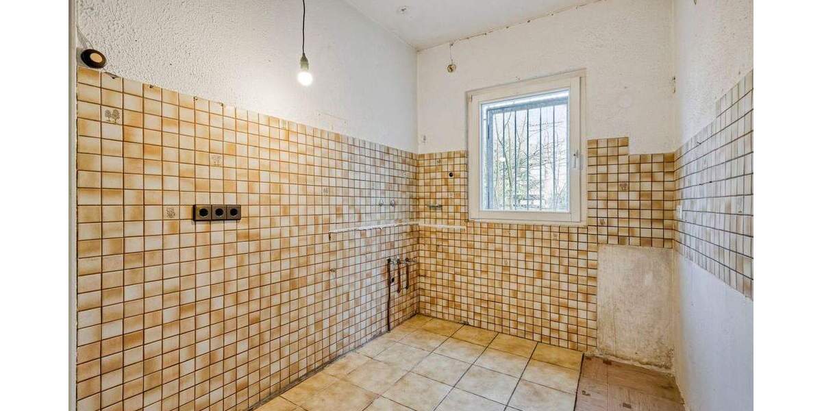 Doppelhaushälfte Düsseldorf Urdenbach - 8 Zimmer, 127 m&sup2;, 399.000&euro; | Angebot:25302679
