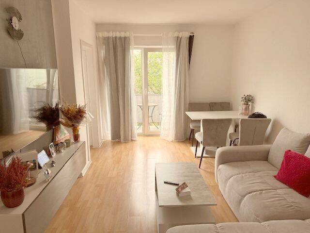 Klein aber Fein - 2-Zimmerwohnung mit Balkon! Düsseldorf-Holthausen!