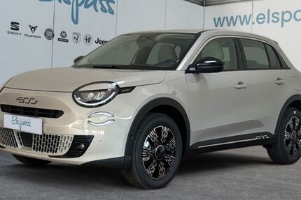 Fiat 600 9.590 km 25.989 &euro; Moers 47445