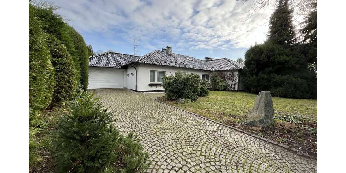 Einfamilienhaus Solingen Aufderhöhe - 5 Zimmer, 220 m&sup2;, 615.000&euro; | Angebot:26422660