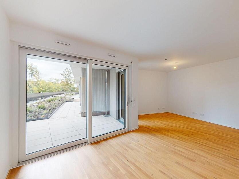 Großzügige 3-Zimmer-Wohnung mit zwei Bädern und sonnigem Balkon (mietpreisgedämpftes wohnen) zimmer