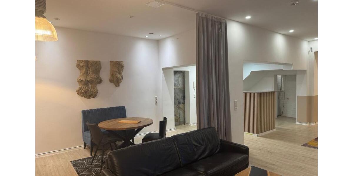 Erdgeschoßwohnung Neuss Holzheim - 1 Zimmer, 65 m&sup2;, 1.350&euro; | Angebot:24755791