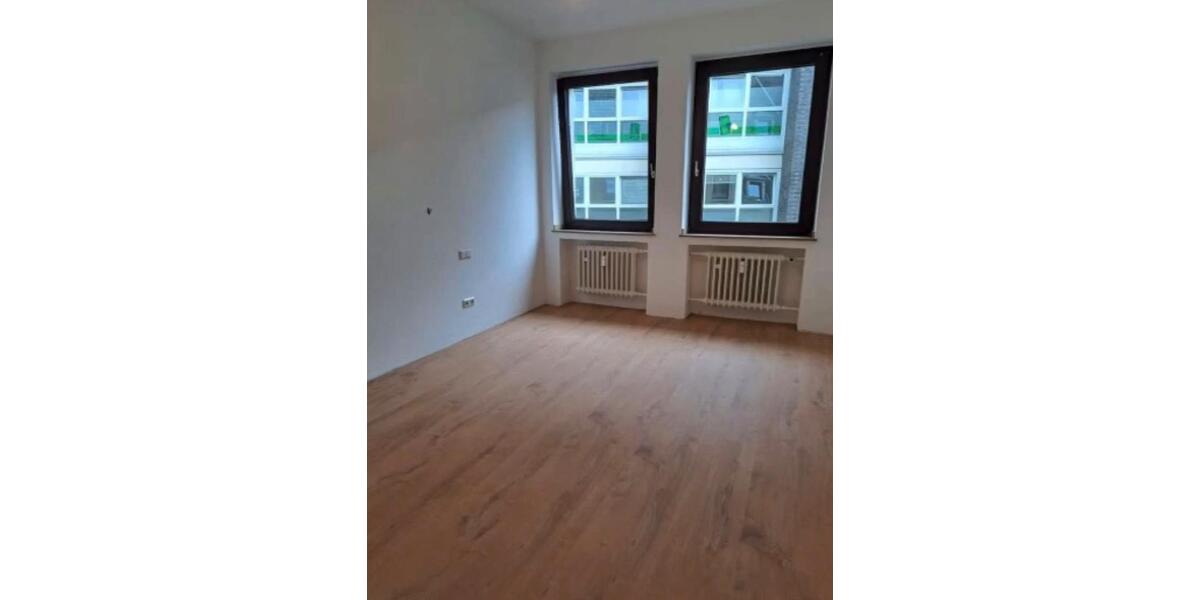 Etagenwohnung Neuss - 2 Zimmer, 66 m&sup2;, 1.100&euro; | Angebot:25714454