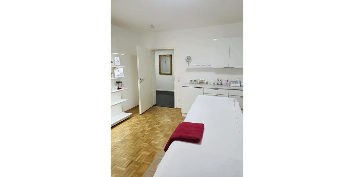 Praxisfläche Kosmetikstudio Büro zur Vermietung zimmer