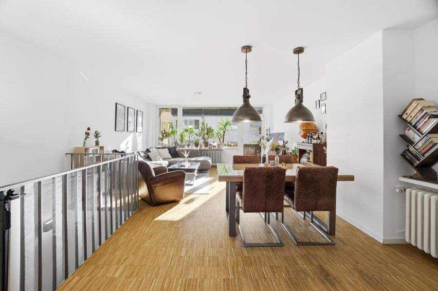 Etagenwohnung Düsseldorf Hassels - 2 Zimmer, 83 m&sup2;, 325.000&euro; | Angebot:24974732