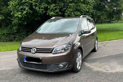 VW Touran 195.000 km 9.800 &euro; Kempen 47906