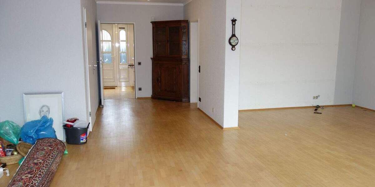 Einfamilienhaus Düsseldorf Hassels - 4 Zimmer, 128 m&sup2;, 550.000&euro; | Angebot:25665200