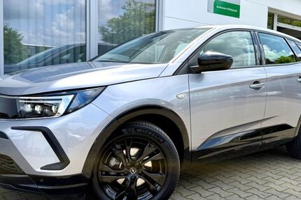 Opel Grandland (X) 10.600 km 25.590 &euro; Viersen 41748