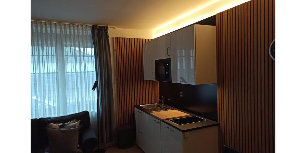 Dreifamilienhaus Citylage Garten Wintergarten Keller 1A Zustand 8 zimmer