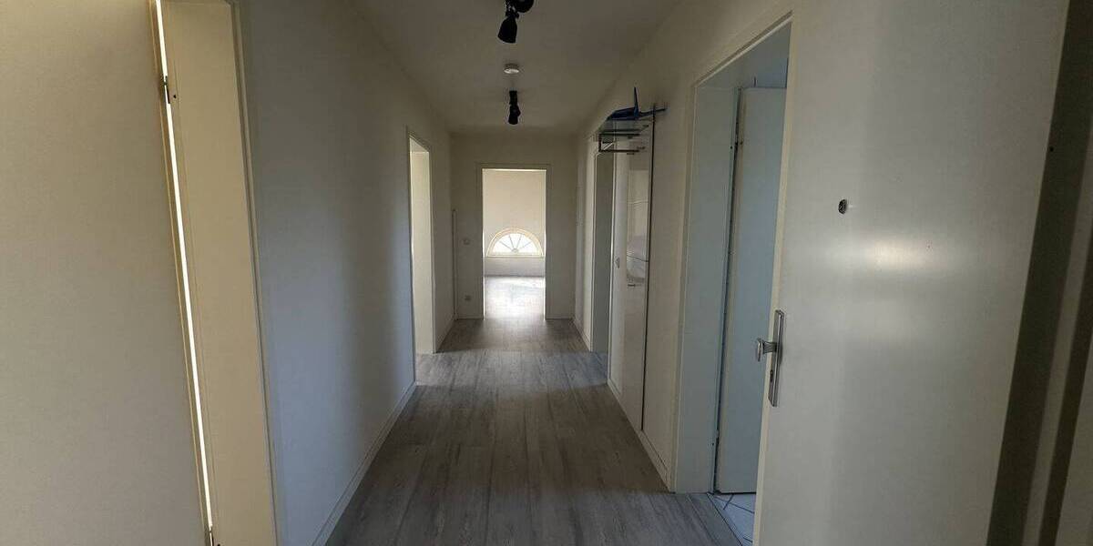 Mehrfamilienhaus, Wohnhaus Mönchengladbach Mülfort - 7 Zimmer, 193 m&sup2;, 349.000&euro; | Angebot:26454206