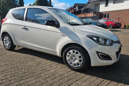Hyundai i20 186.880 km 2.990 € Oberhausen 46119