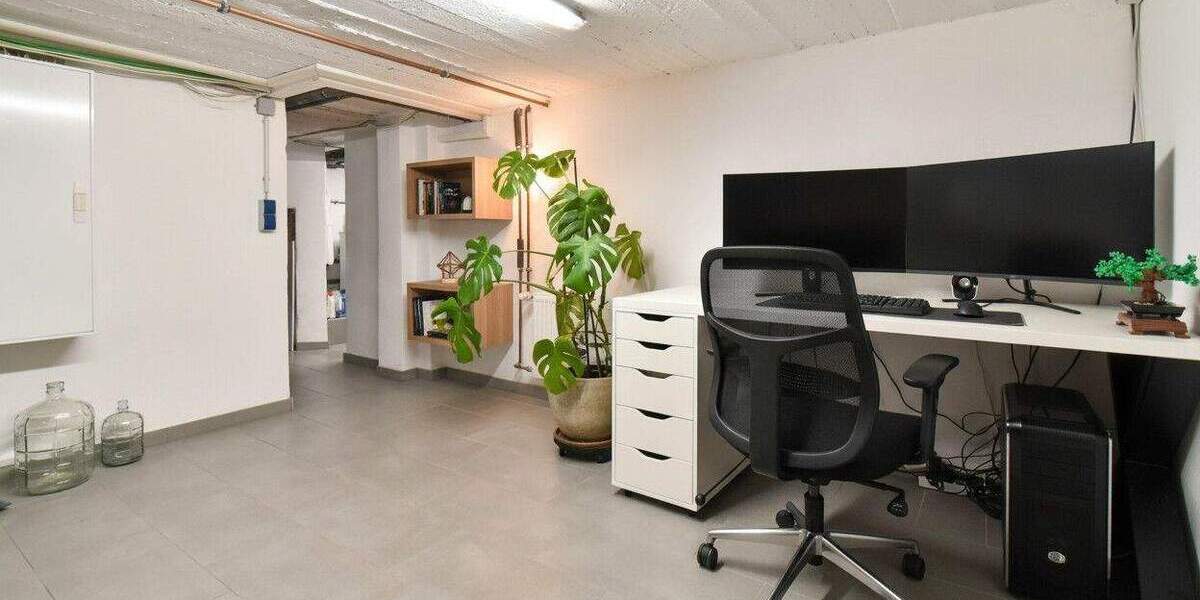 Modernisiertes Raumwunder mit 463 m² Grundstück, 3-fach Glas & FB - Heizung in Toplage von Buchholz 4 zimmer