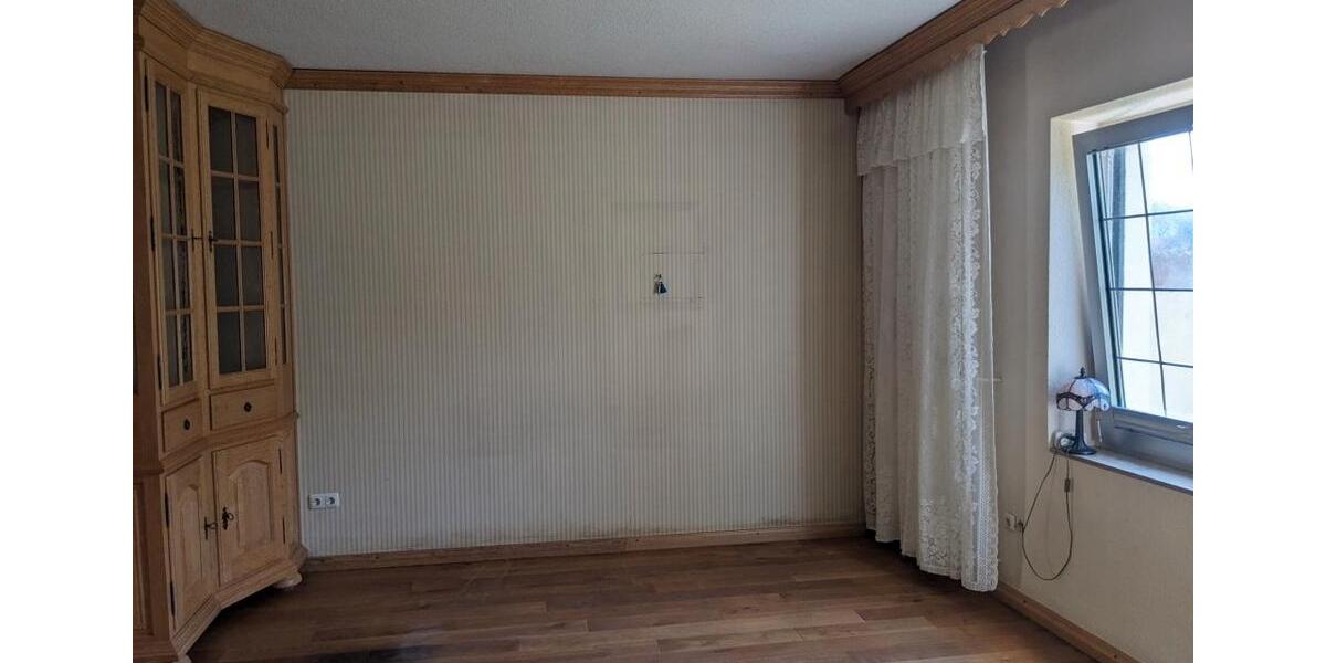 Mehrfamilienhaus, Wohnhaus Kaarst - 9 Zimmer, 240 m&sup2;, 665.000&euro; | Angebot:27096799