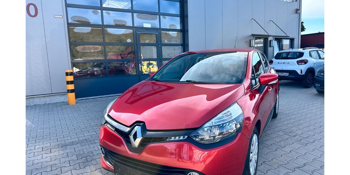 Renault Clio 99.400 km 5.899 &euro; Oberhausen 46145