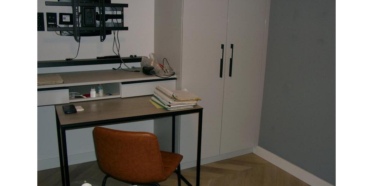 Etagenwohnung Düsseldorf Oberbilk - 1 Zimmer, 20 m&sup2;, 765&euro; | Angebot:25048234