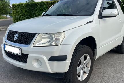 Suzuki Grand Vitara 132.000 km 6.999 &euro; Mönchengladbach 41238