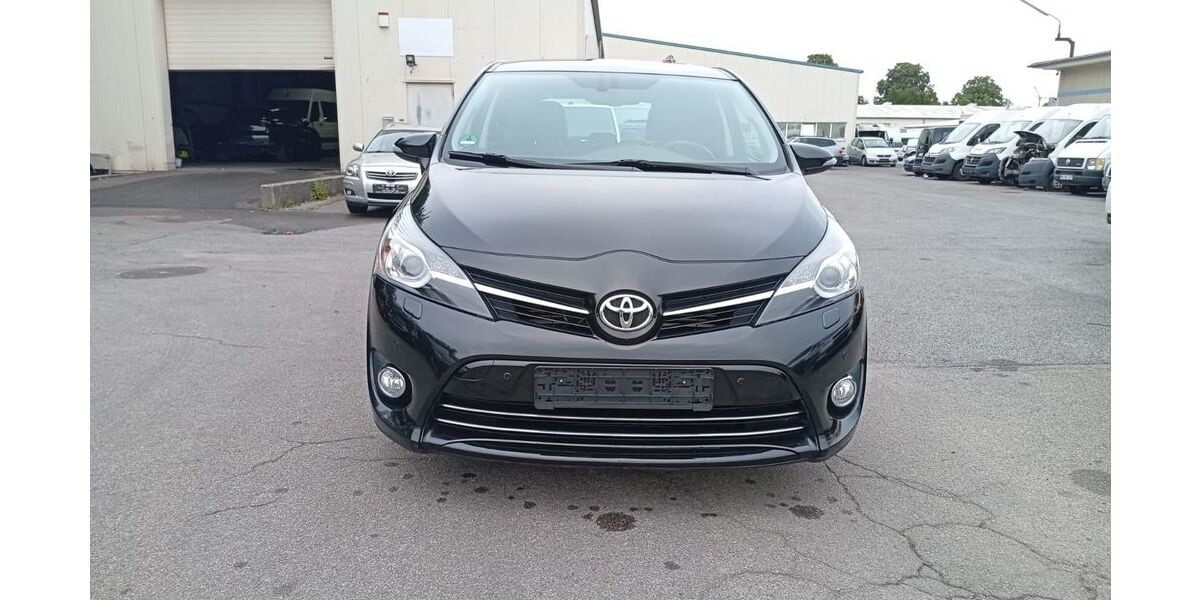 Toyota Verso 169.000 km 8.500 &euro; Mönchengladbach 41065