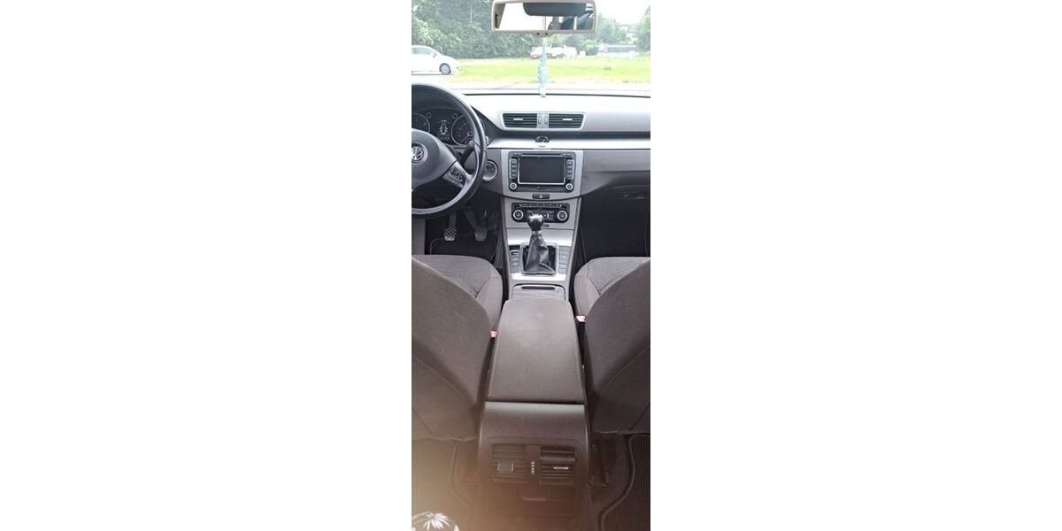 VW Passat 331.330 km 4.100 &euro; Grevenbroich 41517