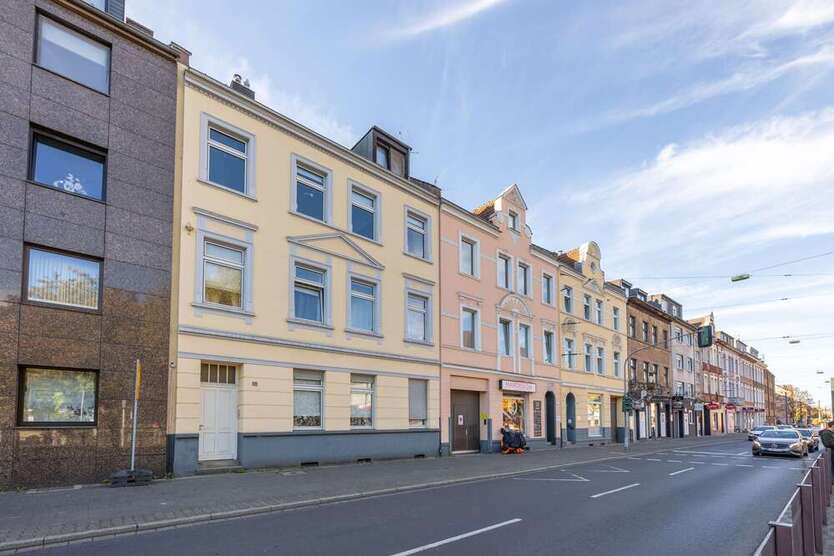 Haus zum Kaufen in Düssledorf 3.900.000 € 895.2 m²
