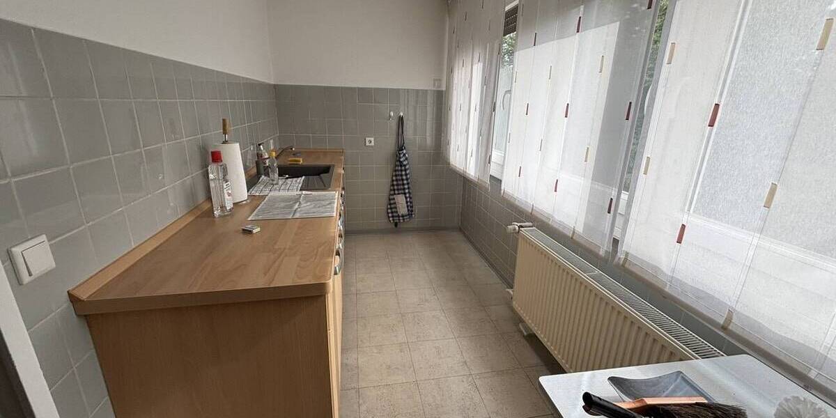 Mehrfamilienhaus, Wohnhaus Krefeld Cracau - 7 Zimmer, 199 m&sup2;, 590.000&euro; | Angebot:25693364