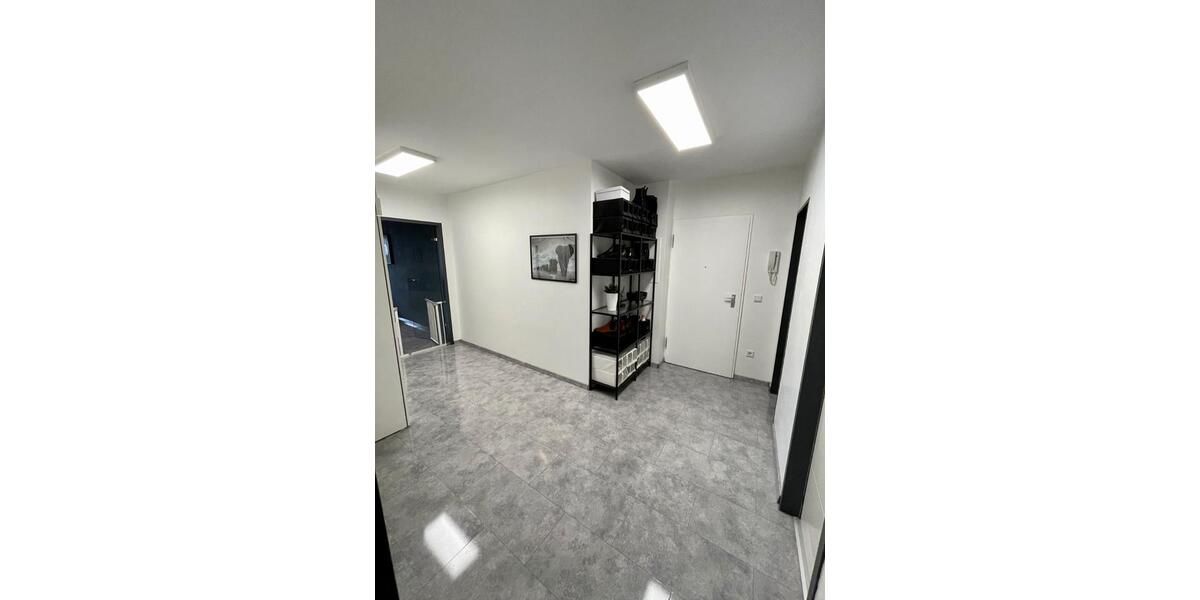 Etagenwohnung Grevenbroich - 3 Zimmer, 90 m&sup2;, 1.199&euro; | Angebot:26424555