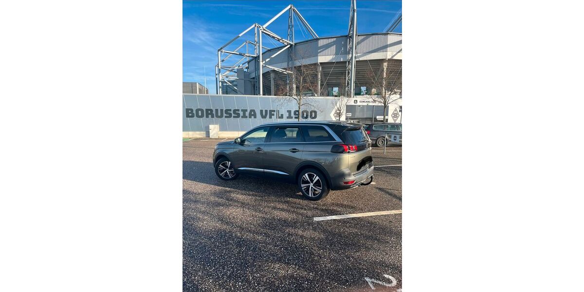 Peugeot 5008 171.000 km 14.600 &euro; Mönchengladbach 41179
