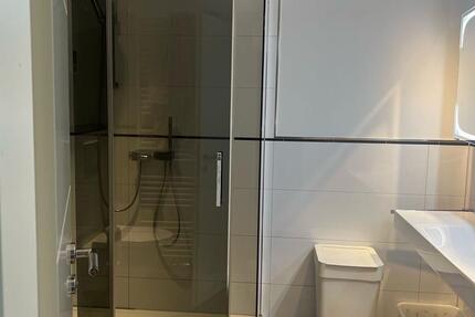 Wohnung Düsseldorf Stadtbezirk 9 - 3 Zimmer, 106 m&sup2;, 2.000&euro; | Angebot:26399069