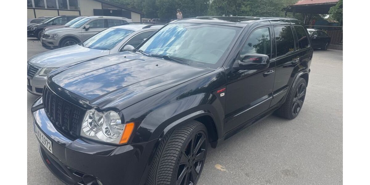 Jeep Grand Cherokee 186.000 km 16.900 &euro; Düsseldorf 40472