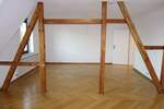 URDENBACH ALTBAU BEZUGSFREI KAMIN PARKETT GROßE KÜCHE GROßES BAD GROßER BALKON + 50 QM SPITZBODEN 3 zimmer