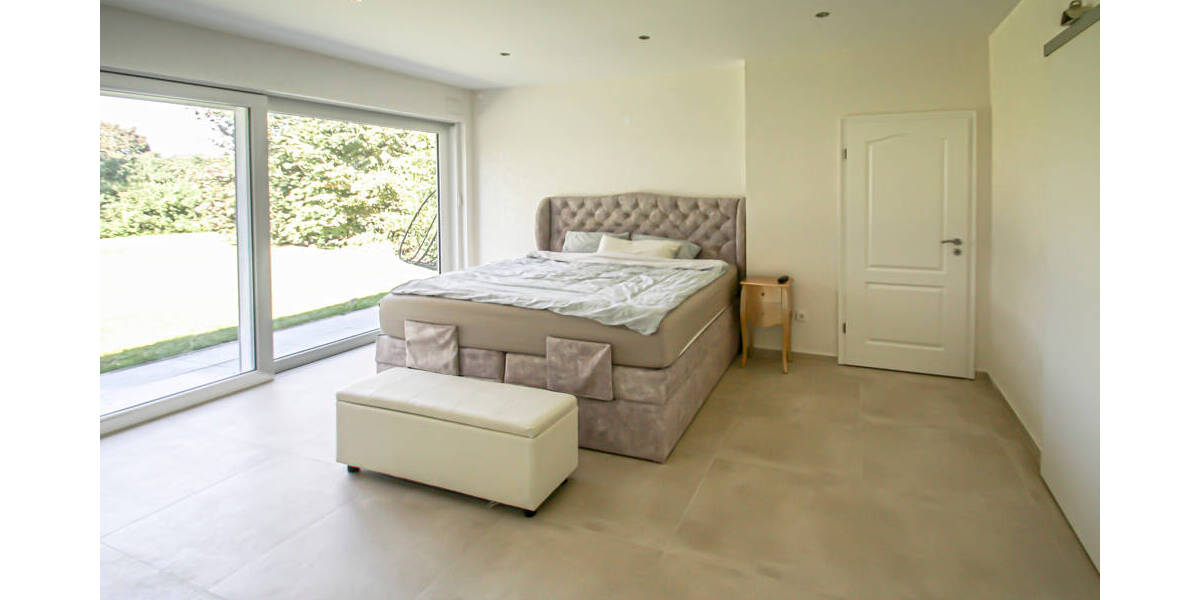 Einfamilienhaus Willich - 7 Zimmer, 331 m&sup2;, 899.750&euro; | Angebot:26917002