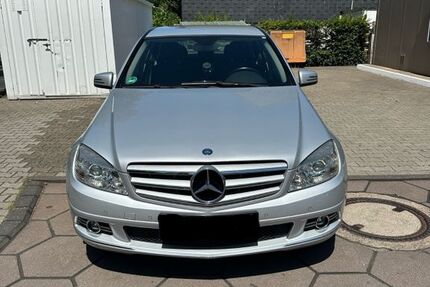 Mercedes-Benz C 180 161.000 km 7.150 &euro; Duisburg 47137