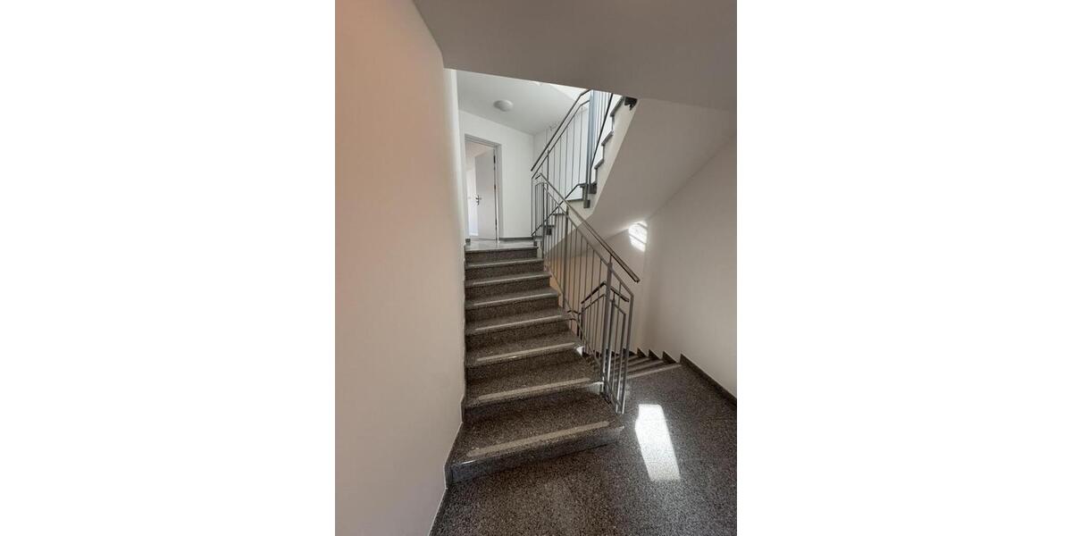 Etagenwohnung Düsseldorf Pempelfort - 2 Zimmer, 33 m&sup2;, 975&euro; | Angebot:26165448