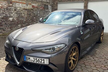 Alfa Romeo Giulia 62.000 km 43.490 &euro; Bedburg 50181