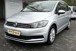 VW Touran 7-Sitze/Discover Pro/ACC/AHK/Automatik 110.000 km 24.490 € Mönchengladbach 41066