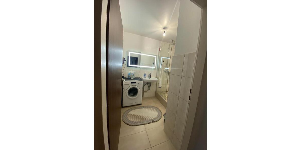 Etagenwohnung Duisburg Essenberg - 3 Zimmer, 85 m&sup2;, 500&euro; | Angebot:25756619